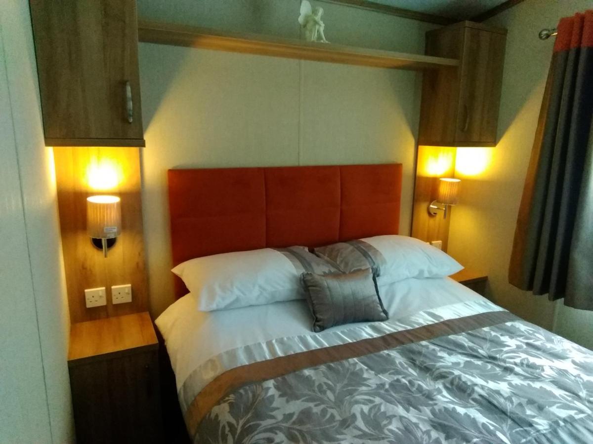 12 Burnside Lodge Огтерардер Екстер'єр фото