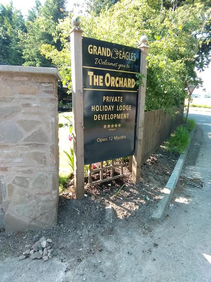 12 Burnside Lodge Огтерардер Екстер'єр фото